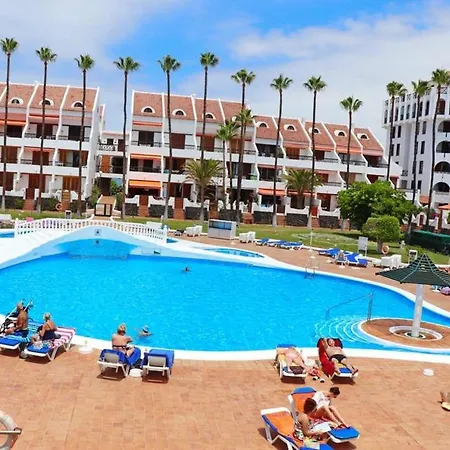 2 Bedrooms At Playa De La Americas 200 M Away From The With View Balcony And Wifi بلايا ذي لاس أميريكاس